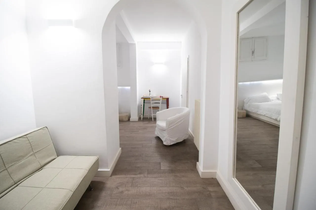 レッチェ カーサ バルメス Bed & Breakfast