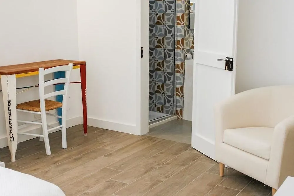 レッチェ カーサ バルメス Bed & Breakfast